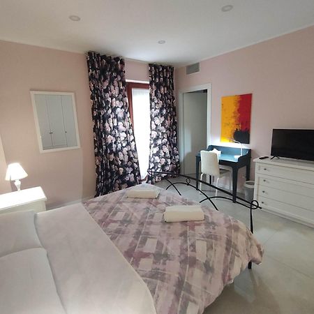 Bed and Breakfast GArt Riviera Pescara Exterior foto